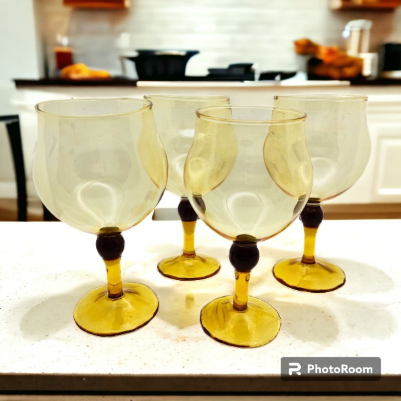 Luxurious Colored Wine Glasses Set (4pcs) Goblet Design for Red Wine, Whiskey, Champagne Glass