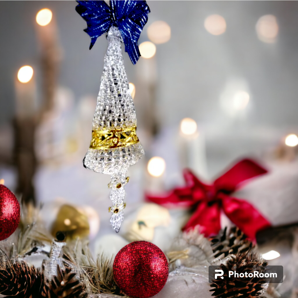 Crochet Glass Christmas Ornaments with Gold Leafing and Organza Ribbon for Xmas Tree Hanging Decor