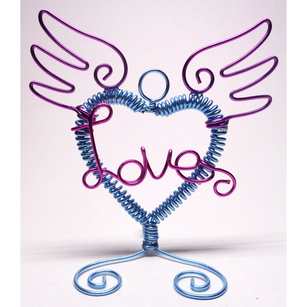 COLORED ALUMINUM WIRE LOVE HEART WITH WINGS BENDABLE SOUVENIR GIFT ITEM FOR KIDS & COUPLES